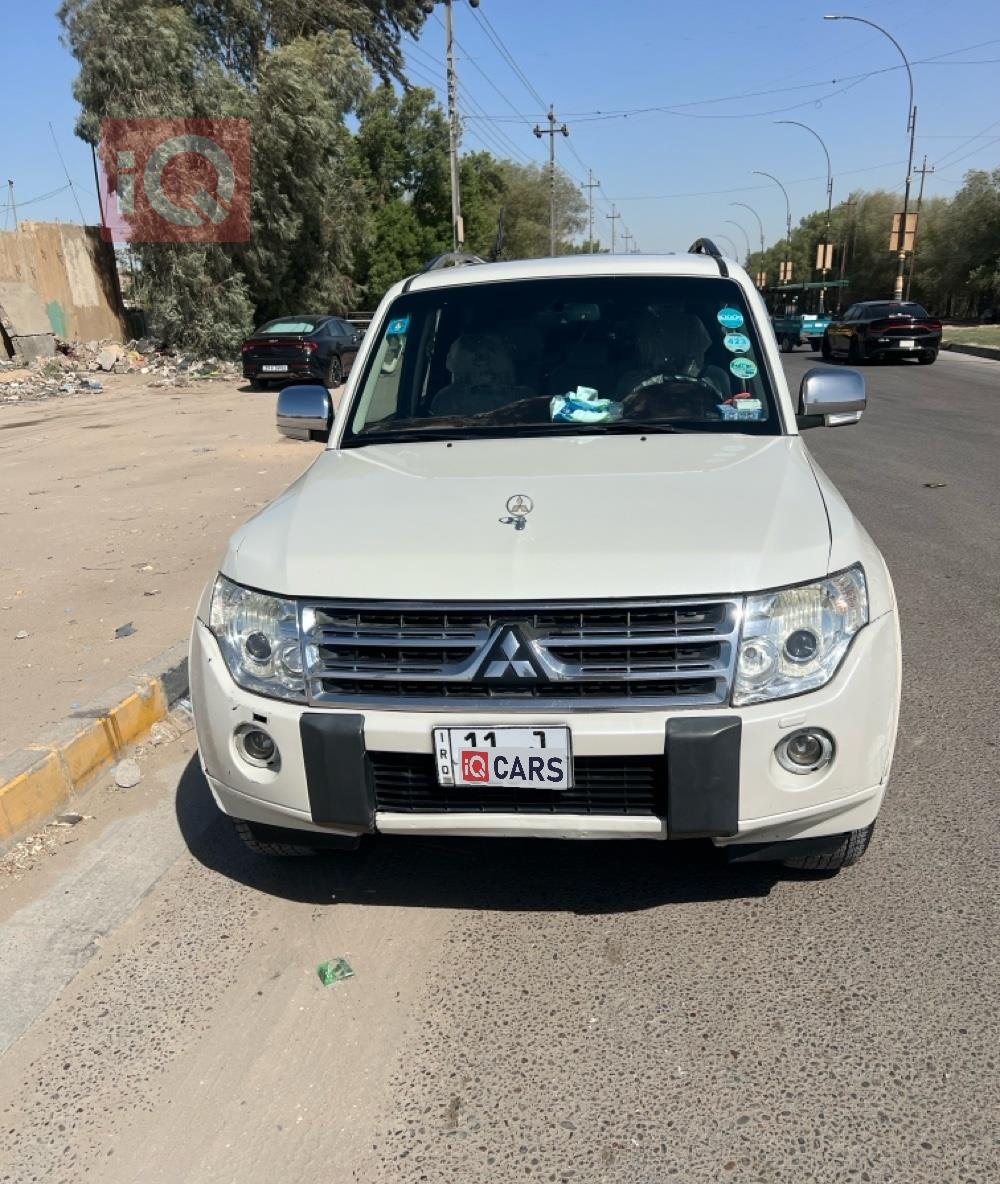 ميتسوبيشي باجيرو